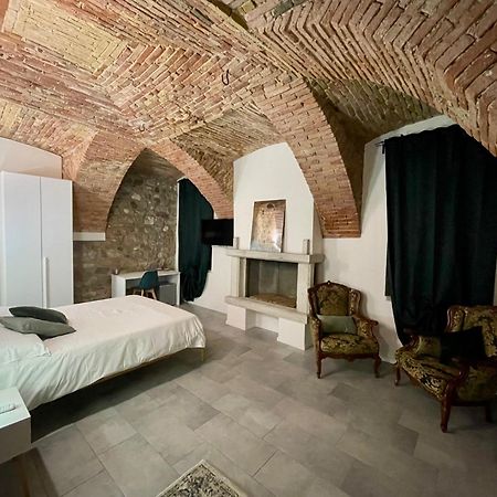 Agriturismo Al Mancino 로나토 외부 사진